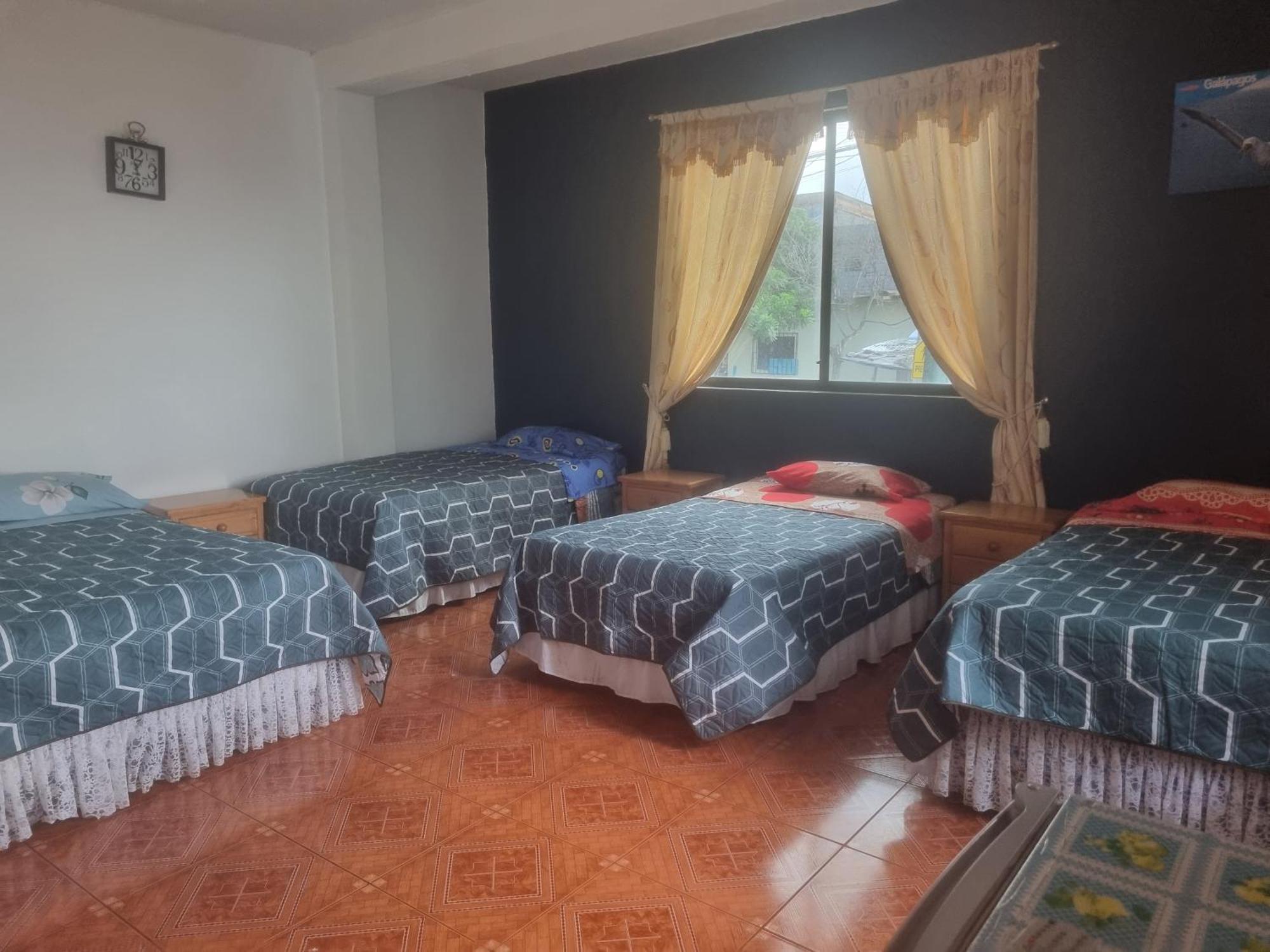 Casa De Celeste Puerto Baquerizo Moreno Luaran gambar